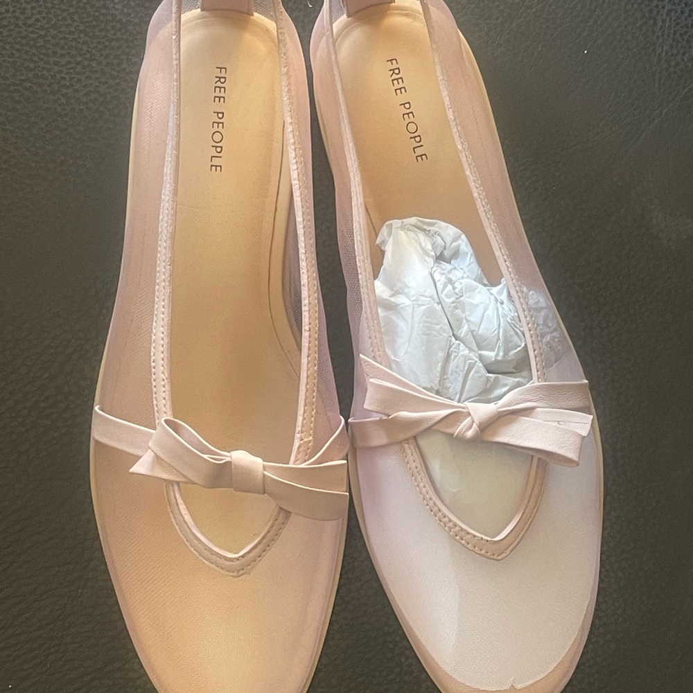 Brand New Free People Mesh Mania Bow Flat Size 8